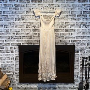 Floral, off the shoulder maxi dress